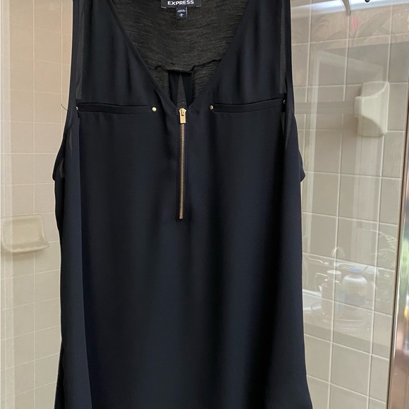 NWOT EXPRESS TOP - Picture 1 of 6